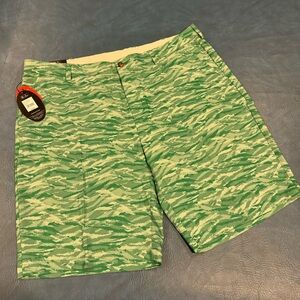Greg Norman Microlux Golf Short
